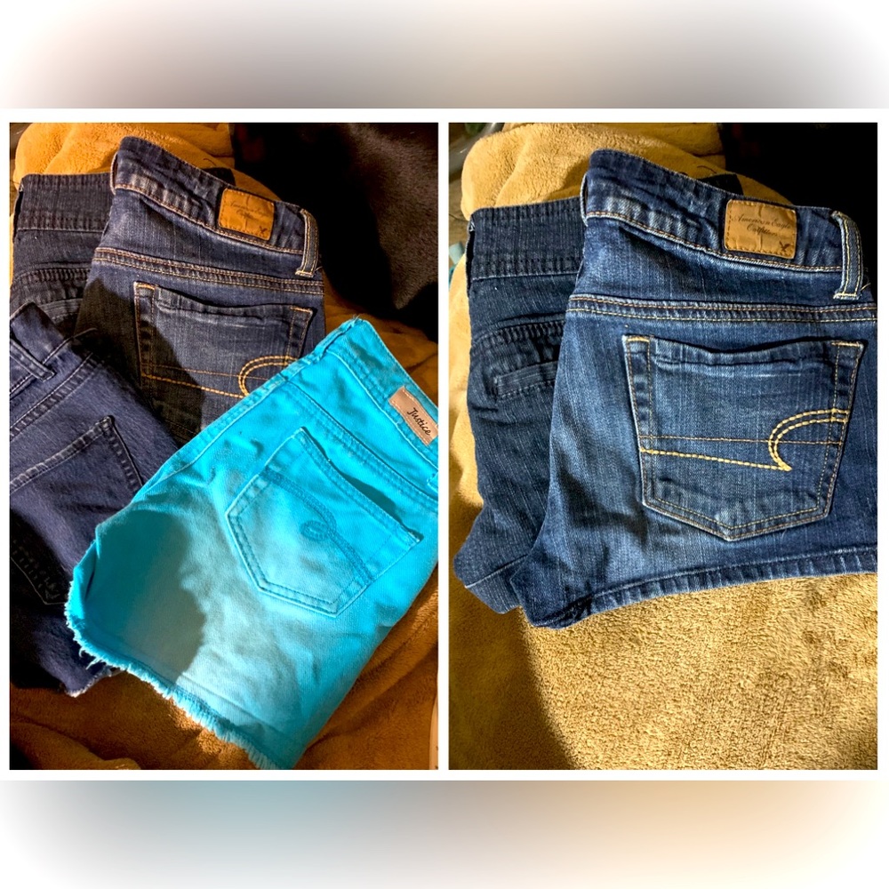 Womens shorts size 1/2 to size 2 all in great shape no stains or holes